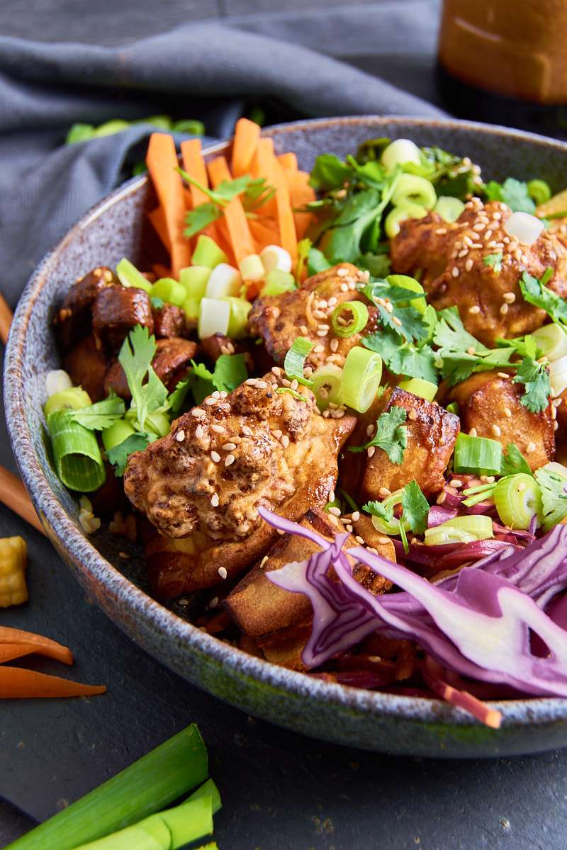 Asian Bowl with Cauliflower and Tofu